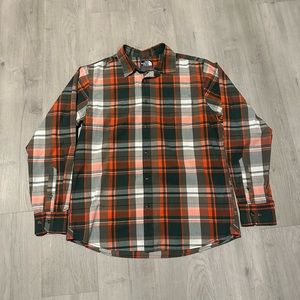 The North Face Plaid Long Sleeve Button Up Shirt 
Men’s Size L